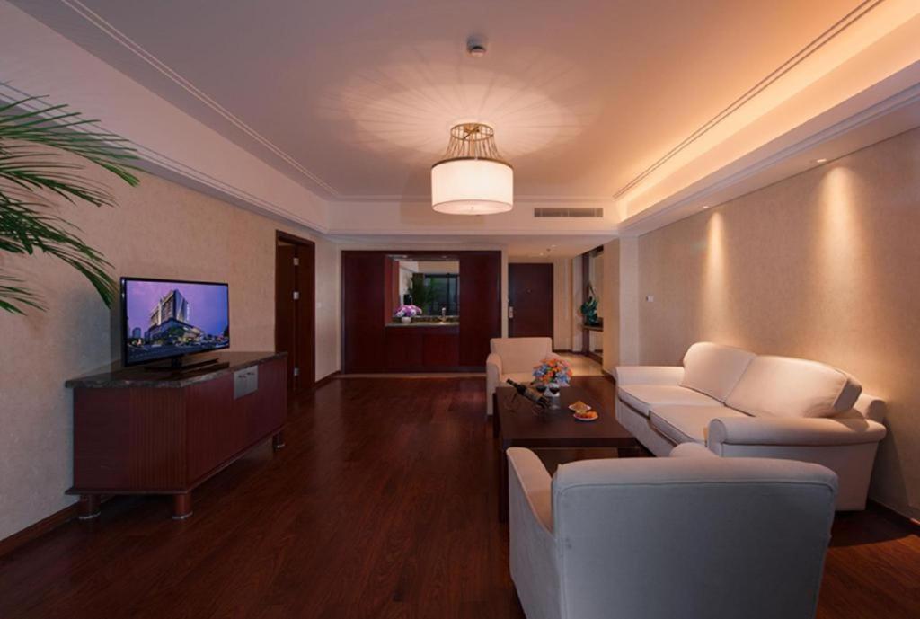 קונשאן Shuguang International Hotel Kunshan מראה חיצוני תמונה