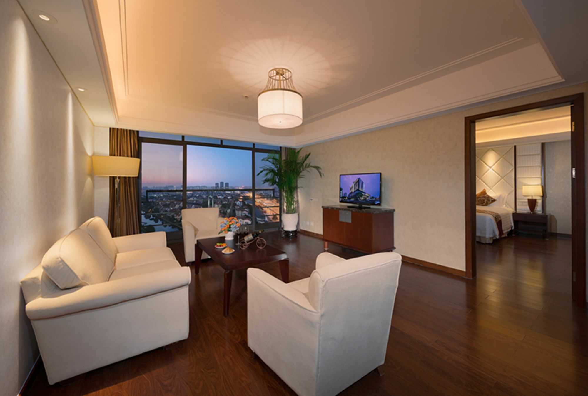 קונשאן Shuguang International Hotel Kunshan מראה חיצוני תמונה